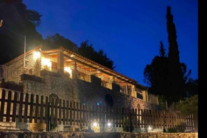 Petra Thea Villa Karítaina Exterior foto
